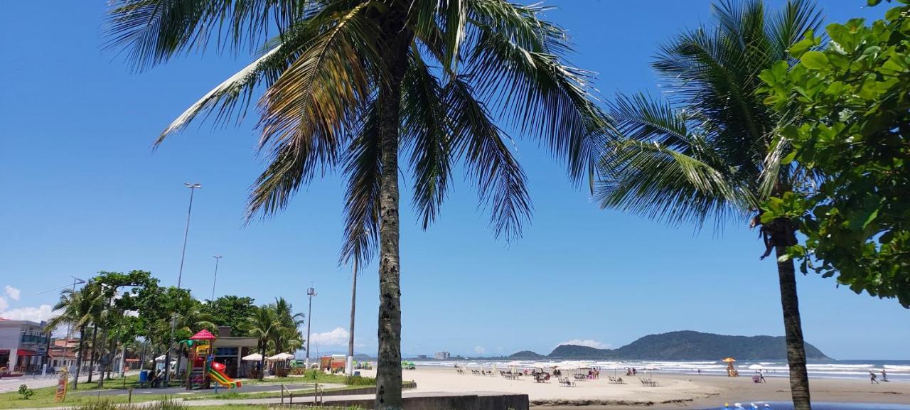 Casa De Praia Com Duas Piscinas E Garagem Bertioga Exterior photo